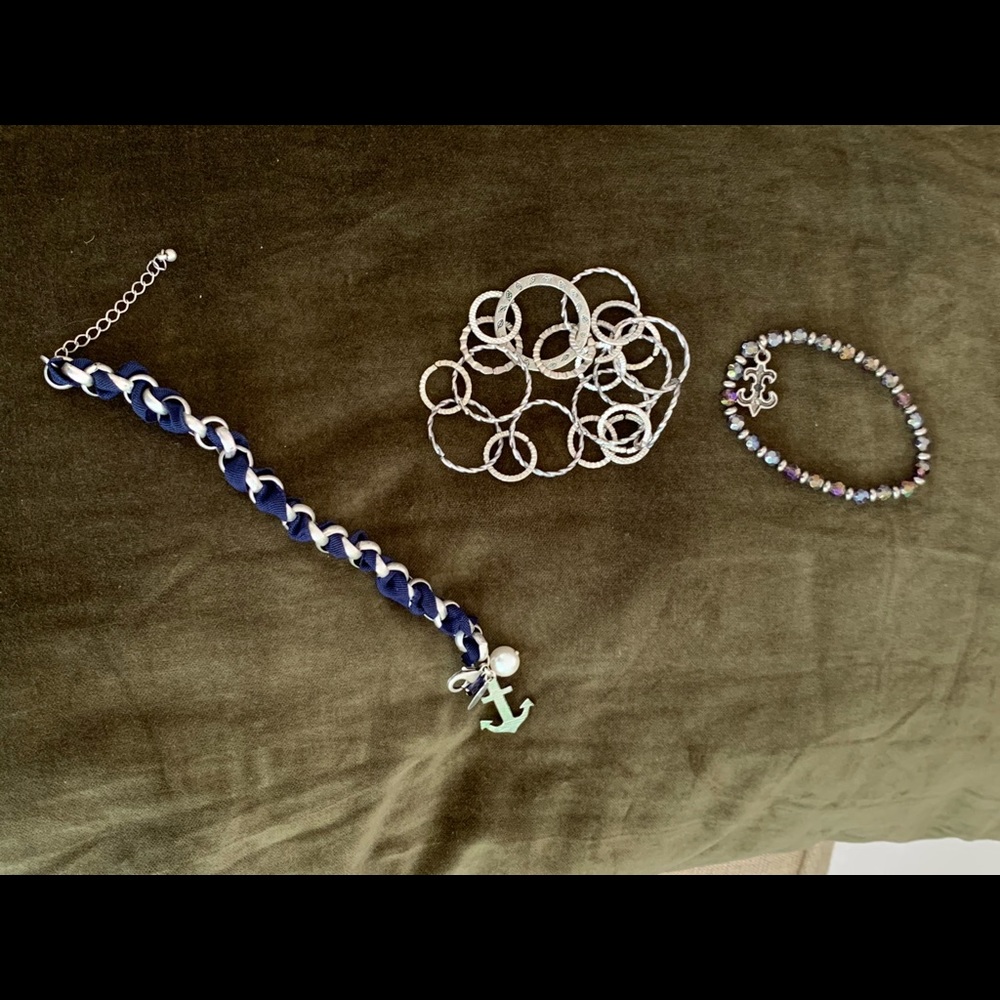 Three bracelet bundle. - Picture 5 of 5